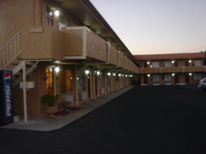 Vagabond Inn Гемет Екстер'єр фото